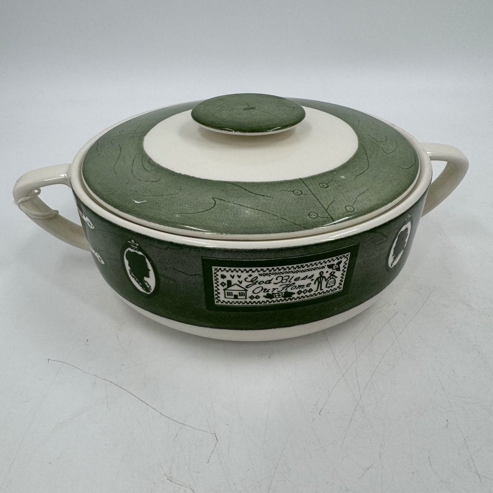 Vintage Colonial Homestead Green by Royal (USA)‎ Round Covered Vegetable Bowl